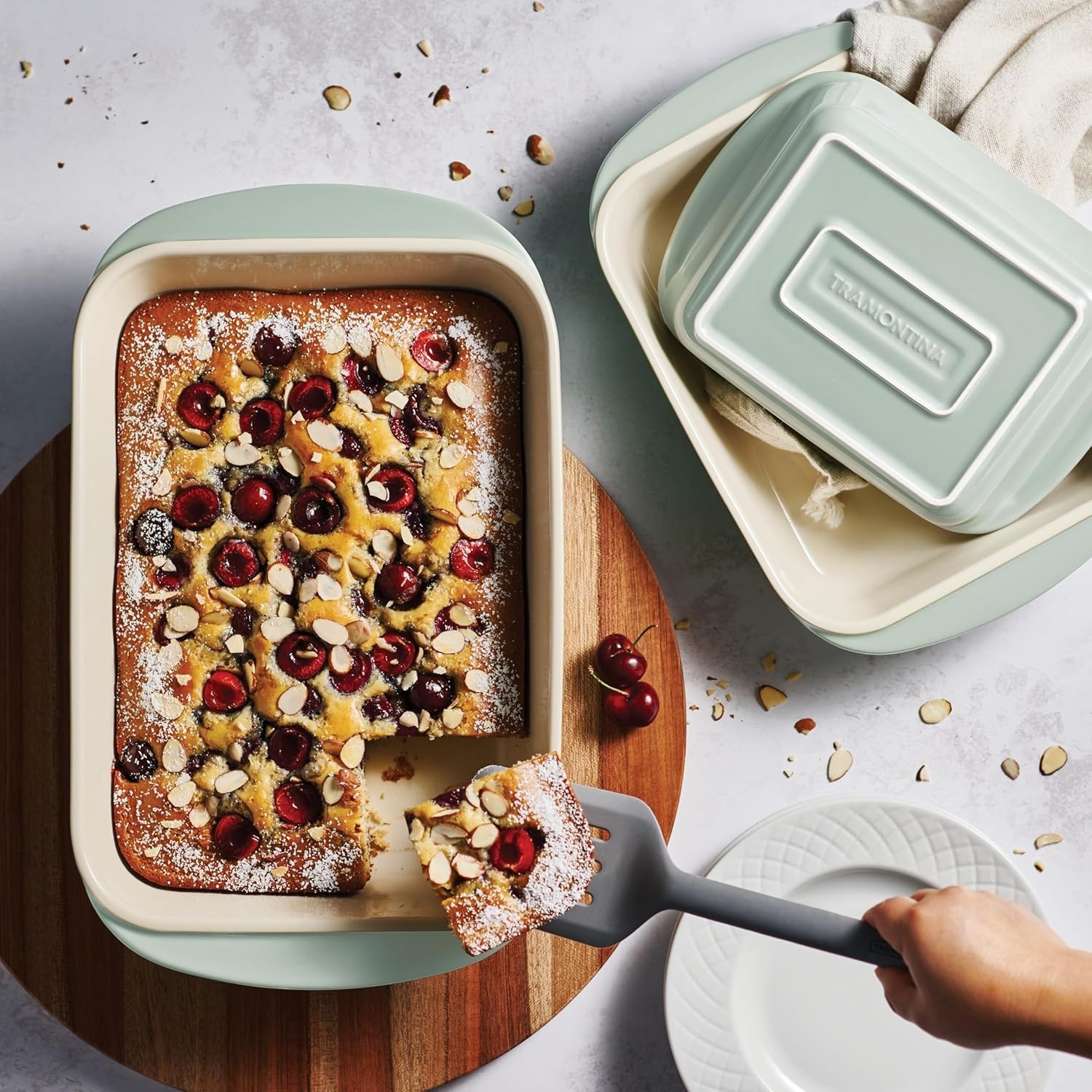 image:imageTramontina Mae 3Piece Ceramic Porcelain Baking Pans Set Non Stick Casserole Dishes for Oven Rectangular Bakeware for Lasagna Cakes and Loafs BlackMint