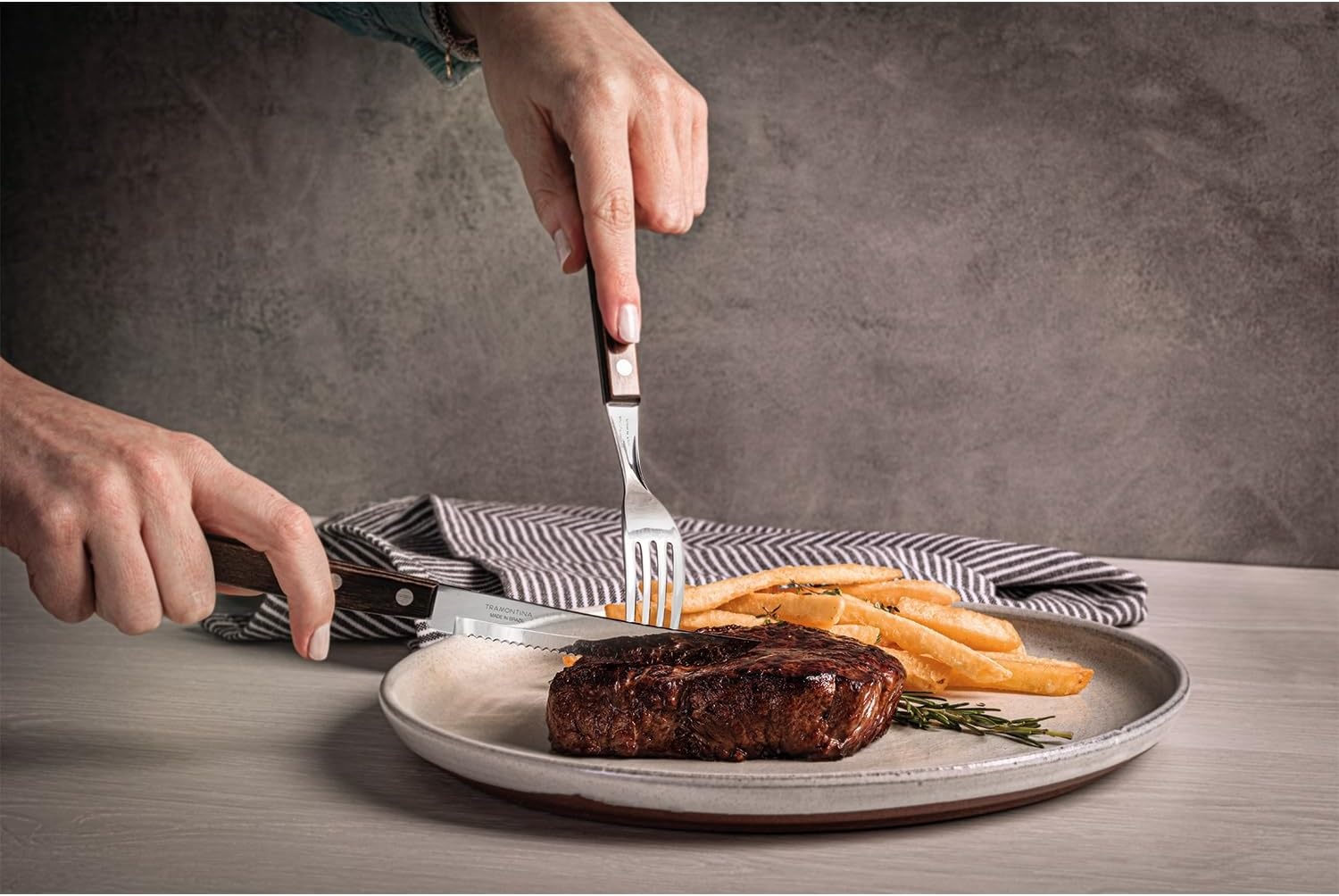 image:imageTramontina Cutlery Set with Steak Knives 24 Piece Sharp Knife Forks Teaspoons Tablespoons with Wooden Handles Camping Kitchen Rustic Dishwasher Safe 21199905